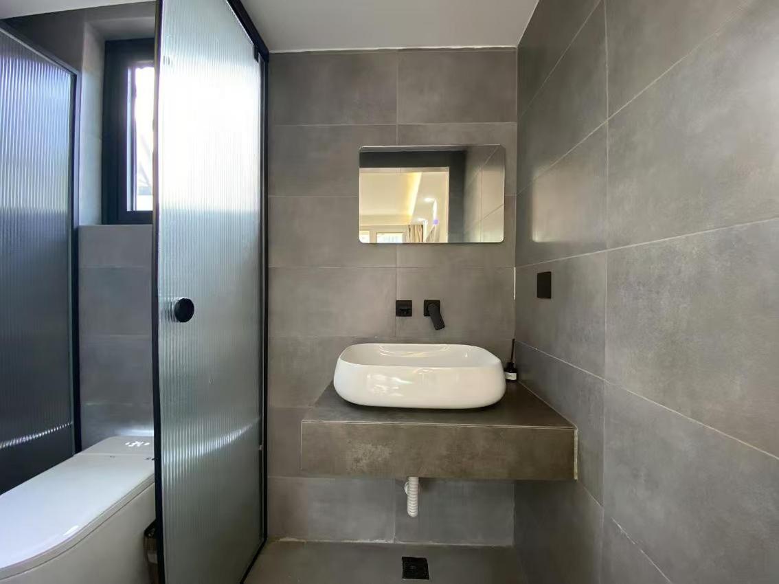 Beijing Hills & Hutong City Retreat Near Forbidden City & Line 4 Multi-Room Options 외부 사진